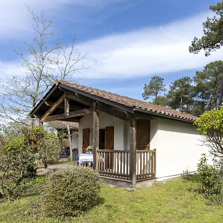 Holiday home Cosy Pavillon 2chambres Proche *